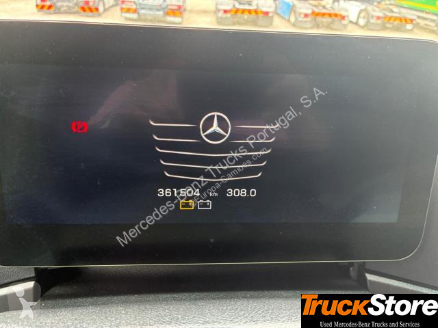 جرار Mercedes 1845
