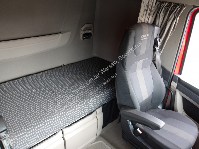 Tratores DAF XG  FT 4X2
