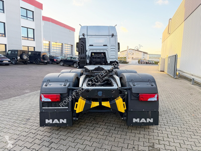 Traktor MAN TGS 33.520 6x4 BL SA TGS 33.520 6x4...