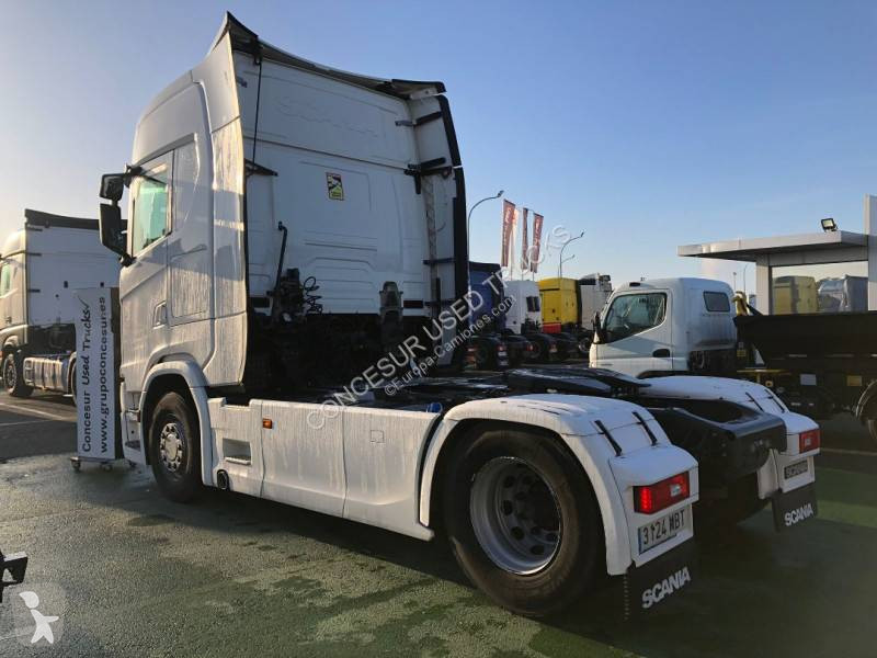 جرار Scania