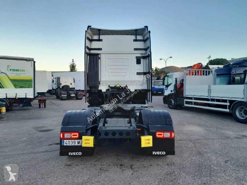 جرار Iveco