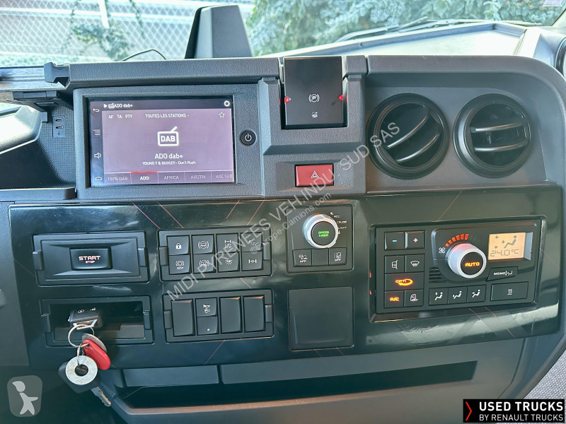 جرار Renault
