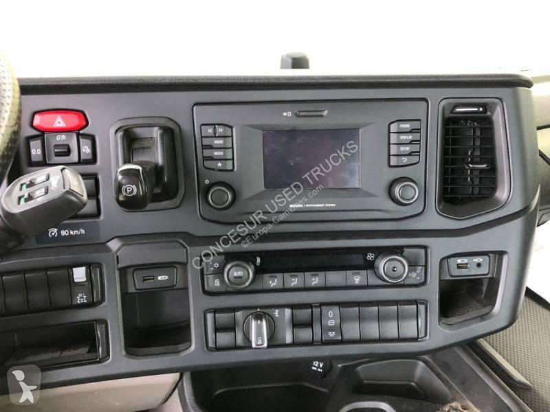 جرار Scania