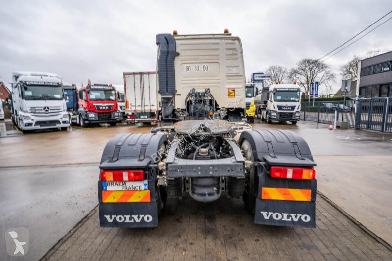 جرار Volvo 460 GLOB + HYDR