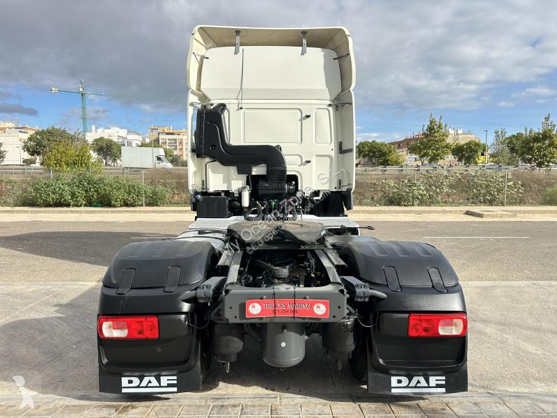 جرار DAF 410
