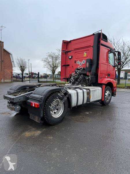 Traktor Mercedes