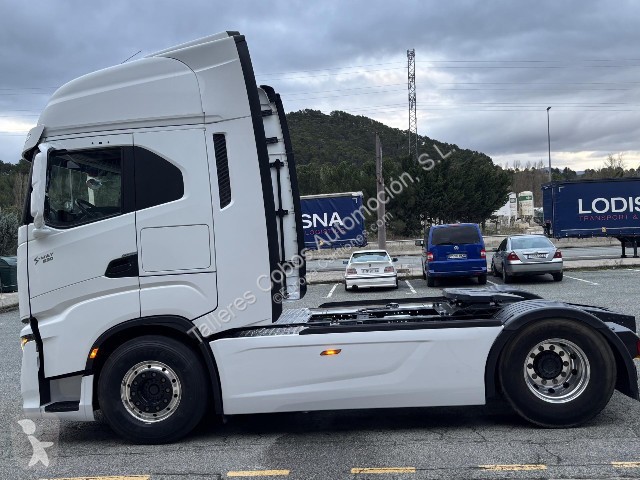 جرار Iveco S-Way AS440S53T/P