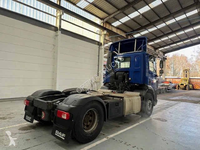 جرار DAF 400