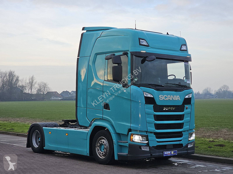 جرار Scania 500