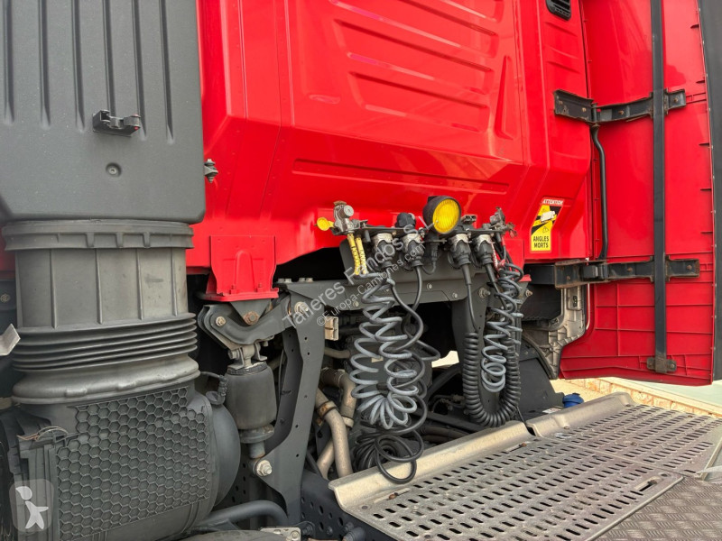 جرار Iveco  480 AUTOMATICO CON INTARDER