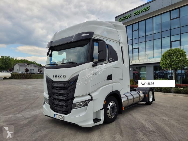 جرار Iveco 460 LNG/20STUCK/RETARDER/GAS IN DER...