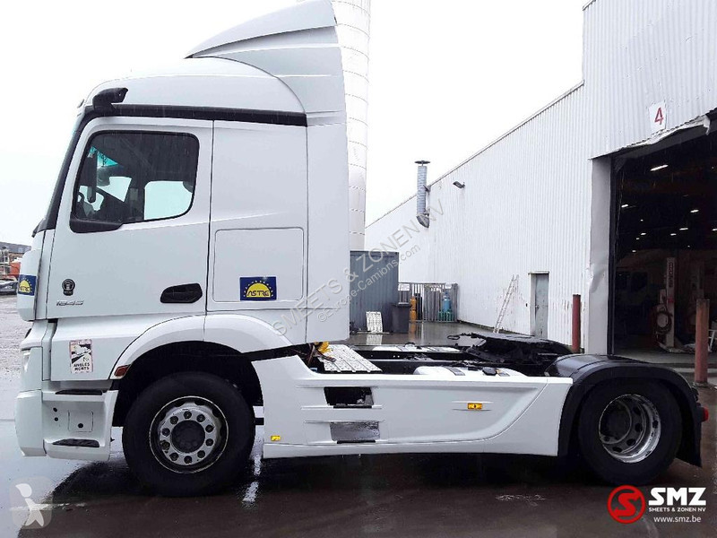 جرار Mercedes 1845 2 tanks mirrorcam 5x chasis...