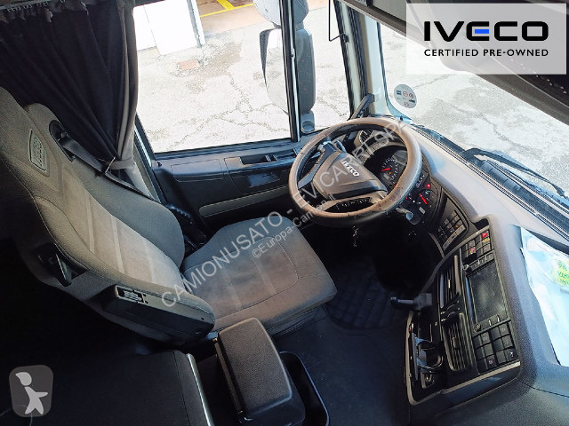جرار Iveco S-Way AS440ST/P