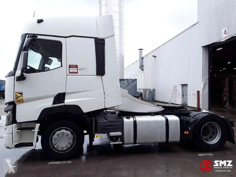 Tahač Renault T 460