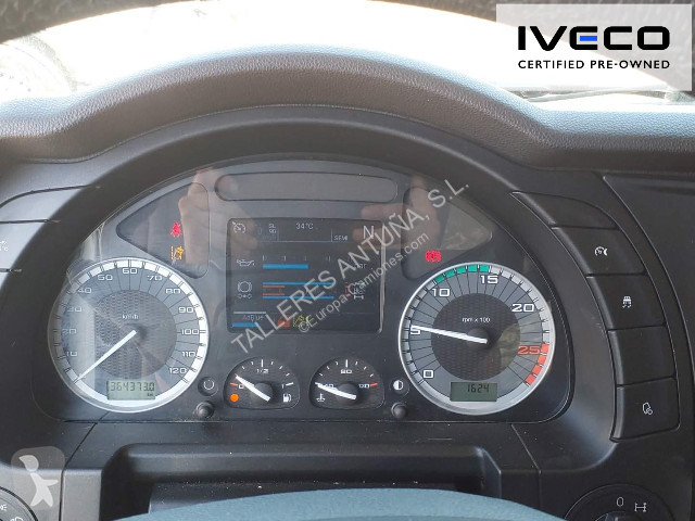 جرار Iveco Stralis AS440S49T/P