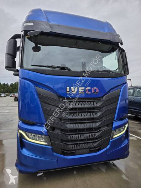 جرار Iveco