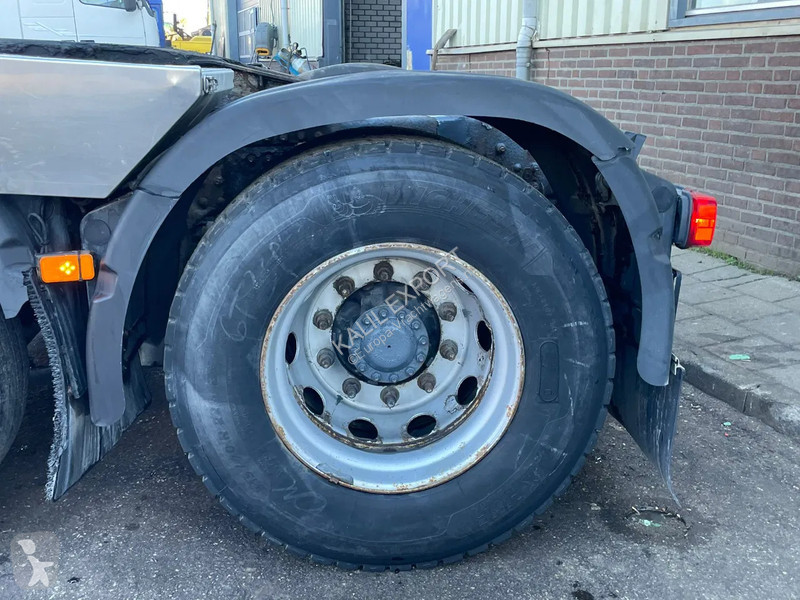 جرار Volvo 12460 Tractor 6x2 Manuel Gearbox...