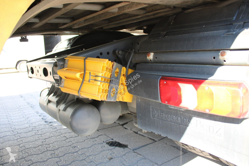 شاحنة مفصلية Mercedes 1846 Retarder + Schmitz...