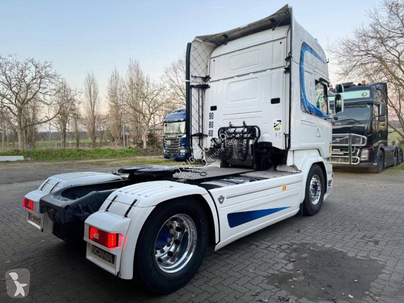 جرار Scania
