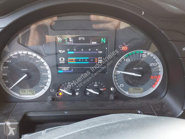 جرار Iveco Stralis AS440S48T/P