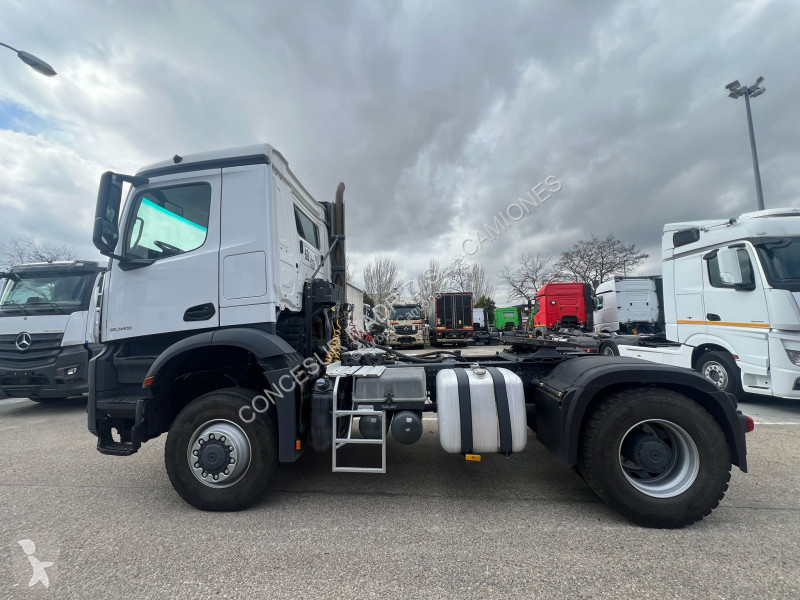 جرار Mercedes  2045 AS 4X4