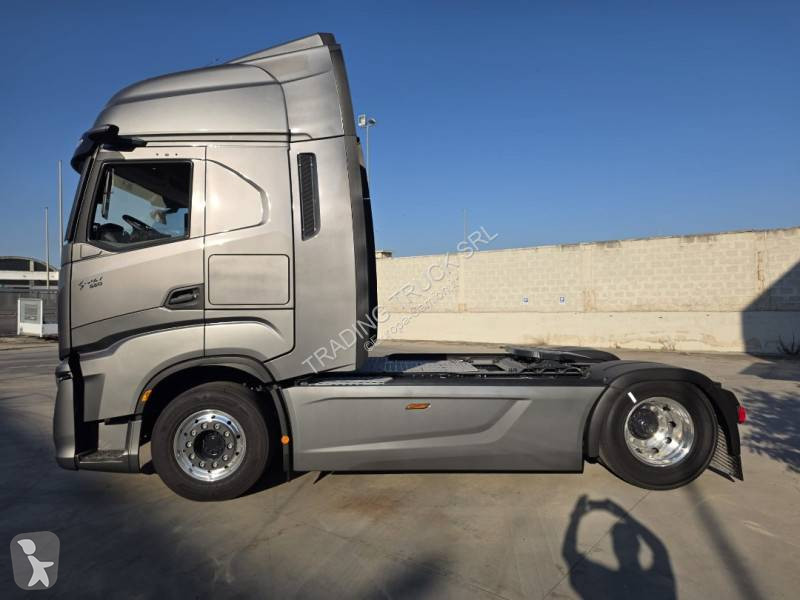 جرار Iveco