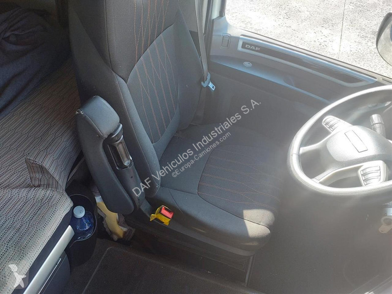 Nyergesvontató DAF 480 FT 4X2