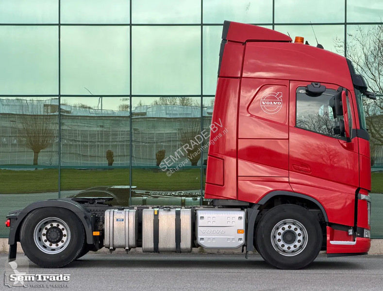 جرار Volvo 13420 FULL AIR 2X TANKS...