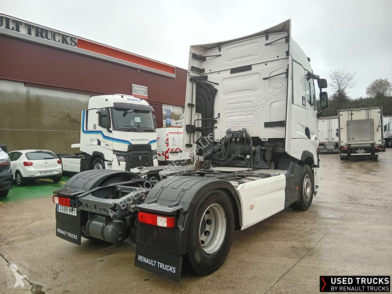 Cabeza tractora Renault