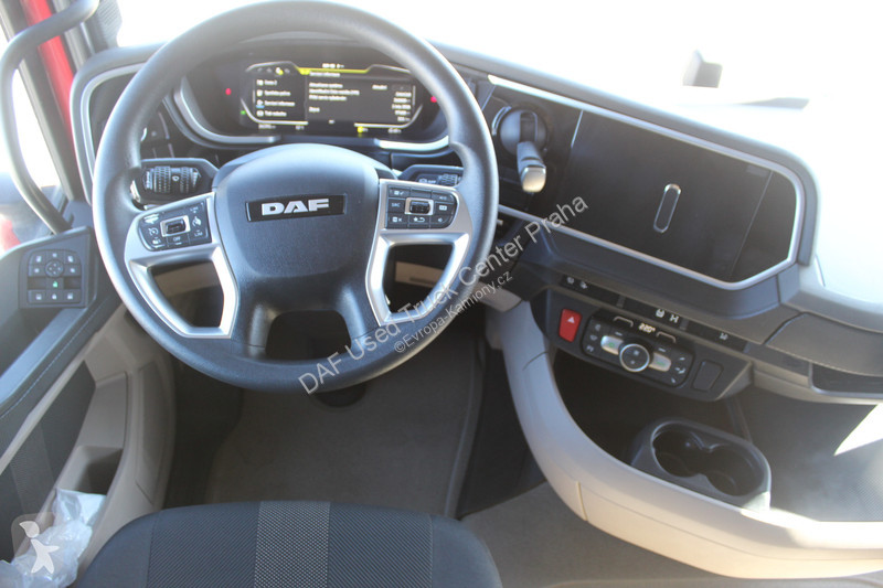 جرار DAF XG  FT 4X2