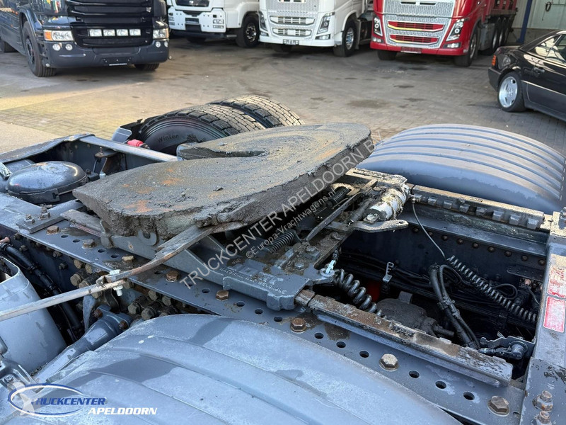 جرار Scania 560 6x2, etarder
