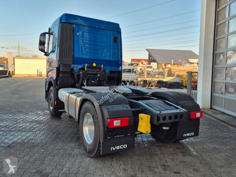 جرار Iveco AS440X50T/P ON+ X-Way, Intarder,...