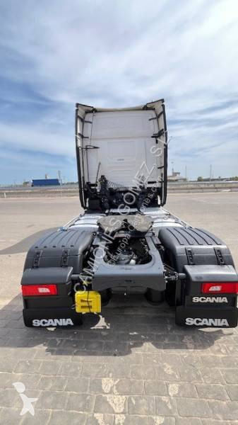 جرار Scania