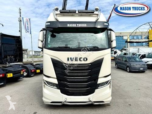 جرار Iveco