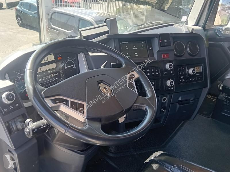 Nyergesvontató Renault 480 Gamme T