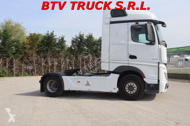 جرار Mercedes ACTROS