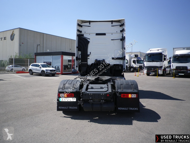 جرار Renault