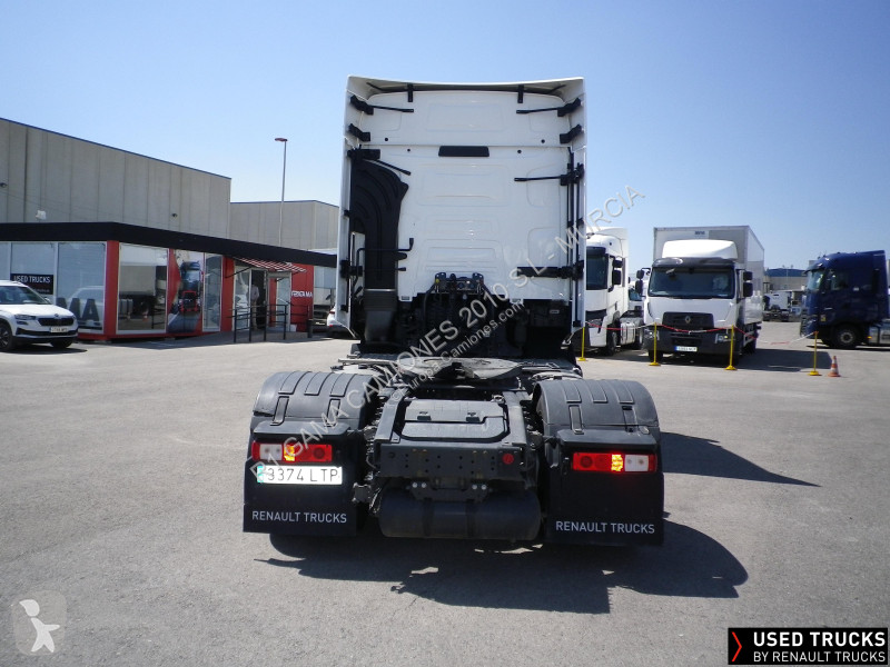 جرار Renault