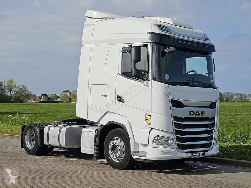 Cap tractor DAF XG