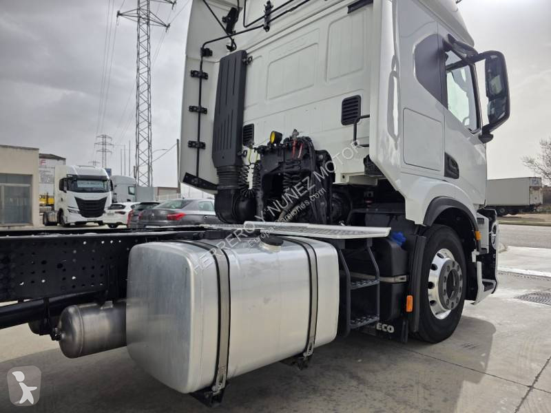 جرار Iveco