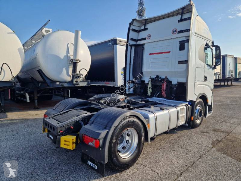 جرار Iveco