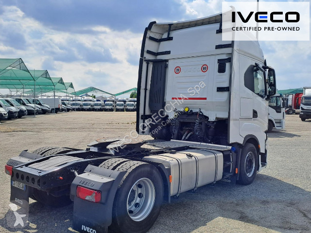 جرار Iveco S-WAY AS440S53T/P