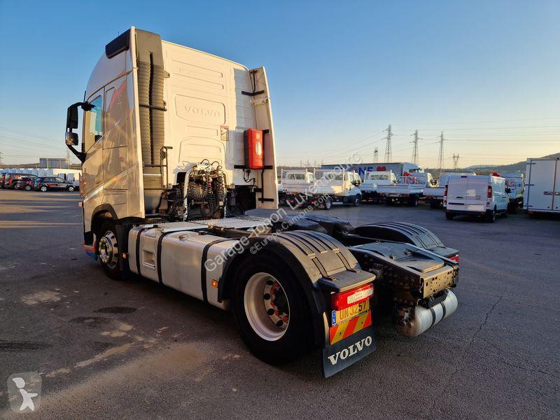 Traktor Volvo 460 FH