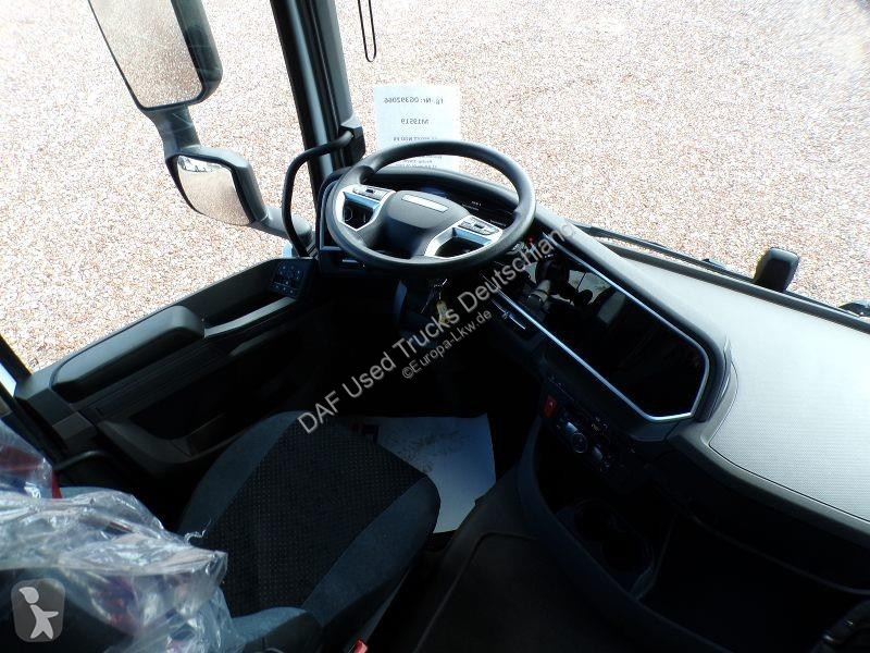 جرار DAF XFn  FT 4X2