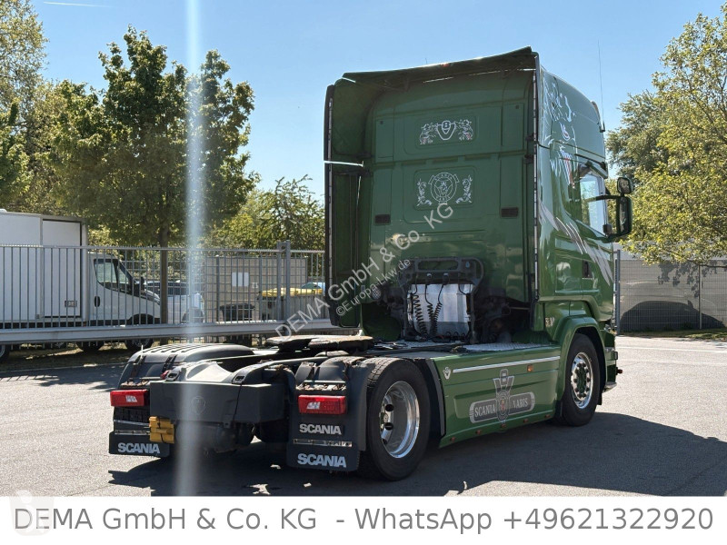 جرار Scania...