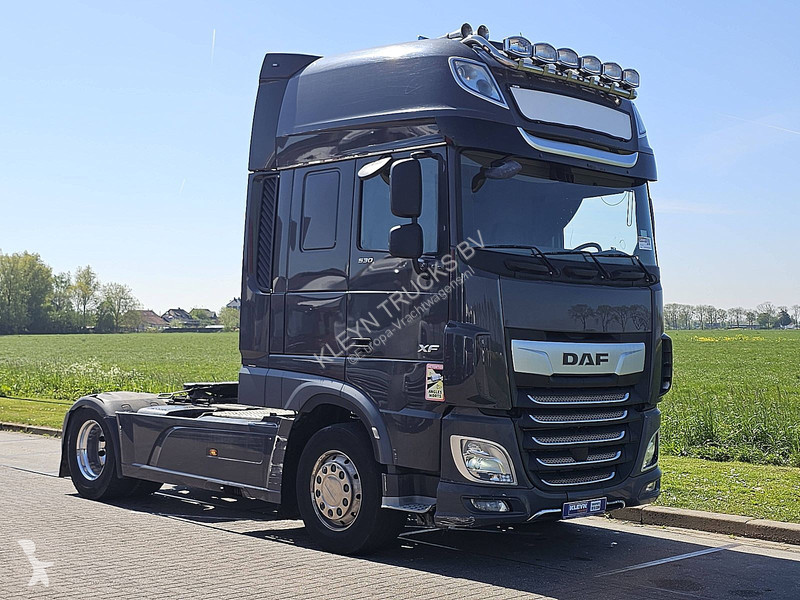 جرار DAF 530