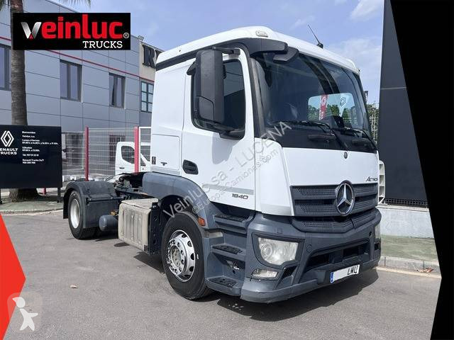 Traktor Mercedes