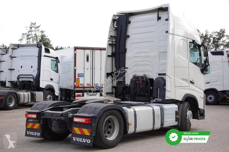 Tracteur Volvo 500 Globetrotter XL