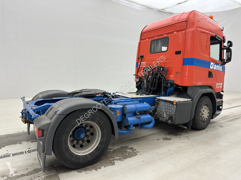 جرار Scania 450
