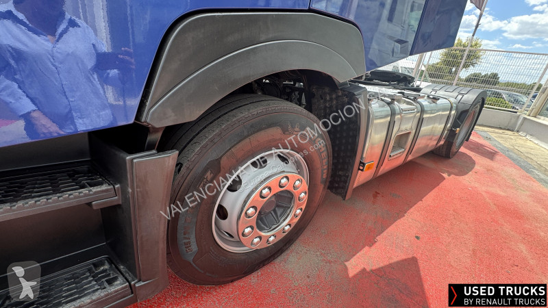 جرار Renault